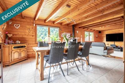 Maison - 90 m² - 6 pièces