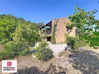 Villa - 200 m² - 6 pièces