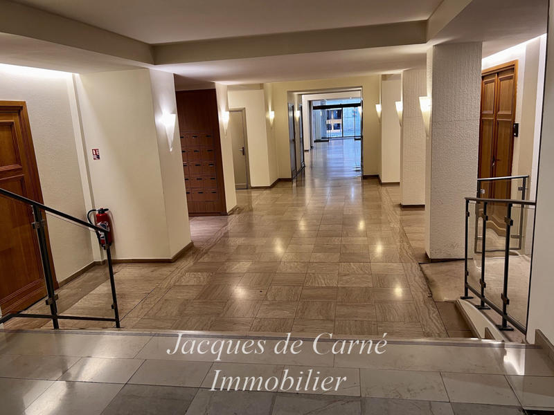 Bureau - 37 m² - 1 pièce