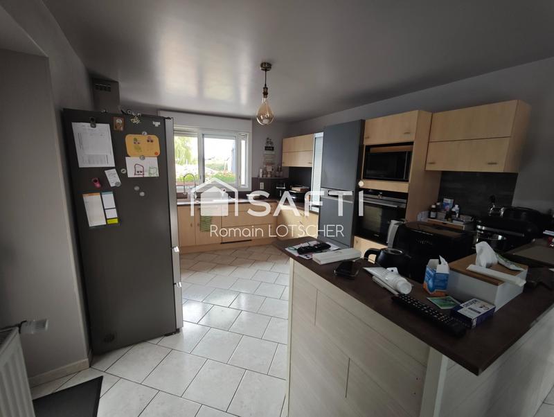 Maison - 213 m² - 7 pièces