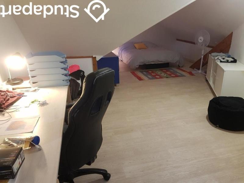 Chambre - 12 m² - 1 pièce