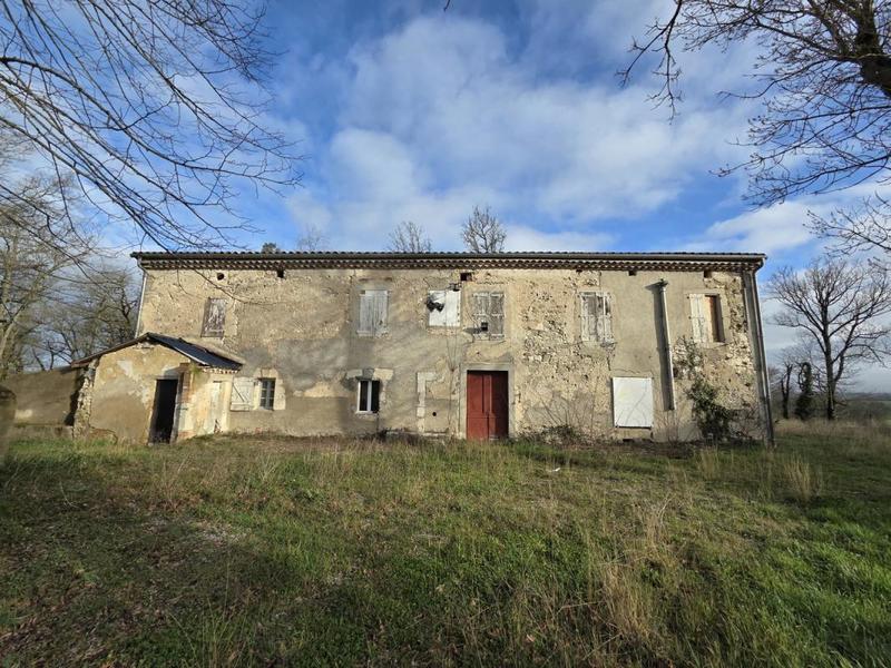 Corps de ferme - 486 m² - 10 pièces