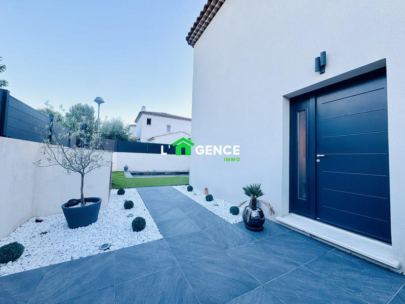 Maison - 83 m² - 4 pièces