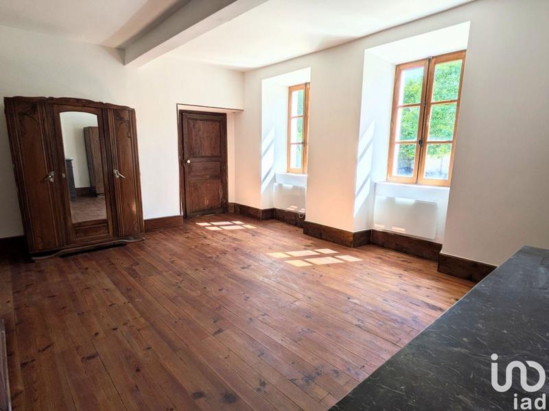 Maison - 237 m² - 6 pièces