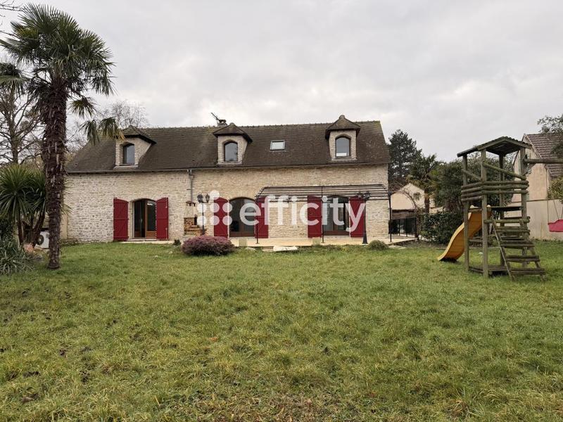 Maison - 250 m² - 7 pièces