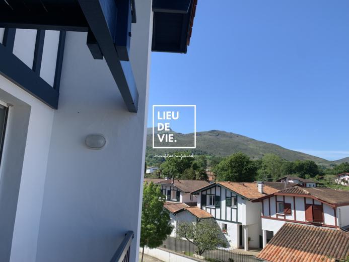 Appartement ancien - 33 m² - 1 pièce