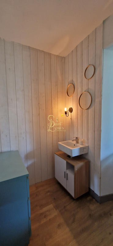 Maison - 205 m² - 7 pièces