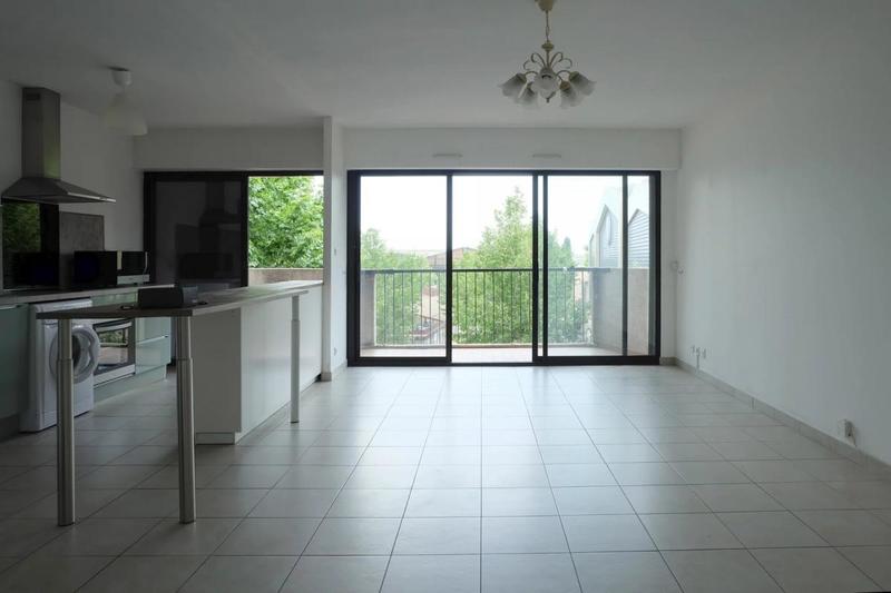 Appartement - 80 m² - 3 pièces