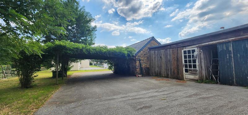 Maison - 207 m² - 9 pièces