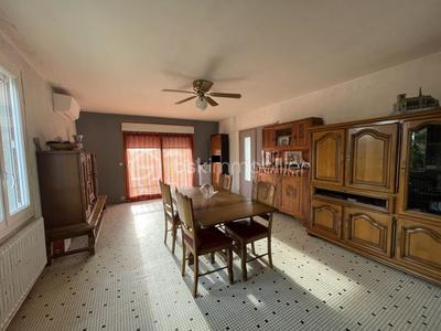 Maison traditionnelle - 123 m² - 6 pièces