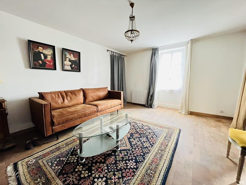 Maison ancienne - 110 m² - 3 pièces