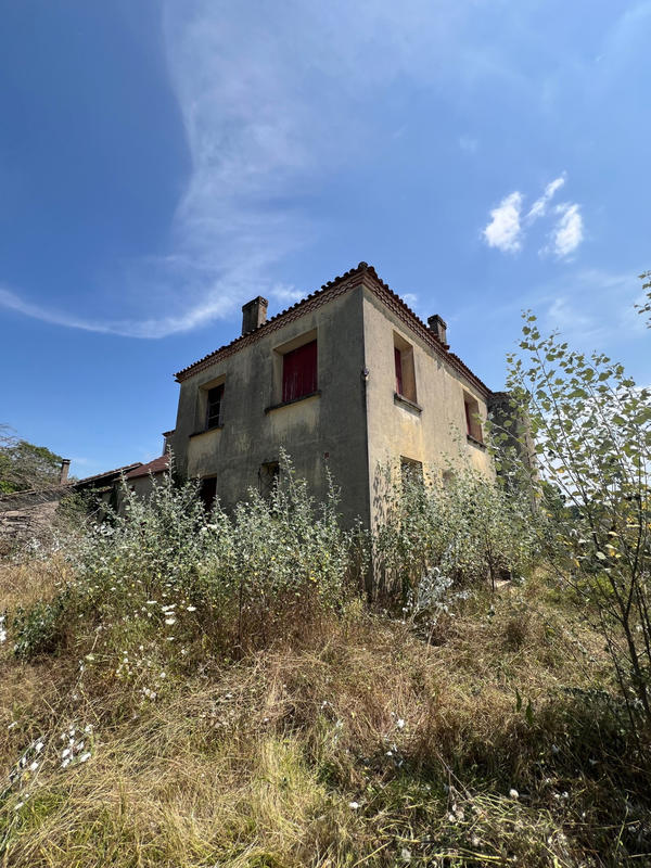 Maison - 90 m² - 6 pièces