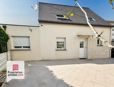 Maison - 123 m² - 7 pièces