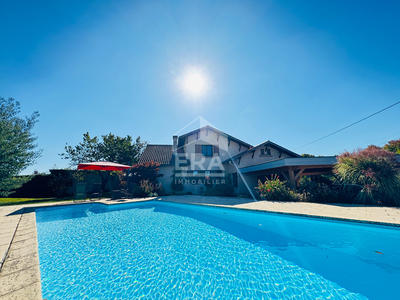 Maison - 152 m² - 5 pièces