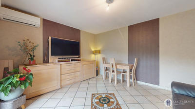 Appartement - 75 m² - 4 pièces