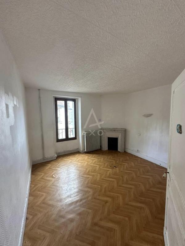 Maison de village - 100 m² - 5 pièces