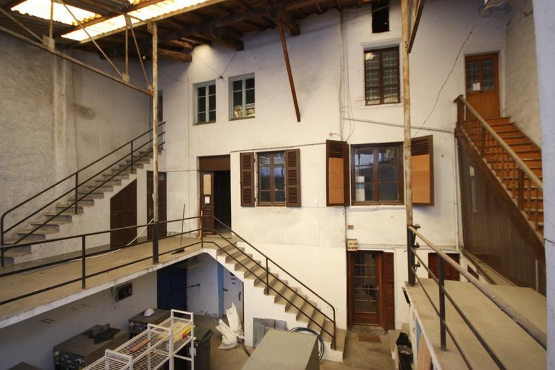 Immeuble - 320 m² - 12 pièces