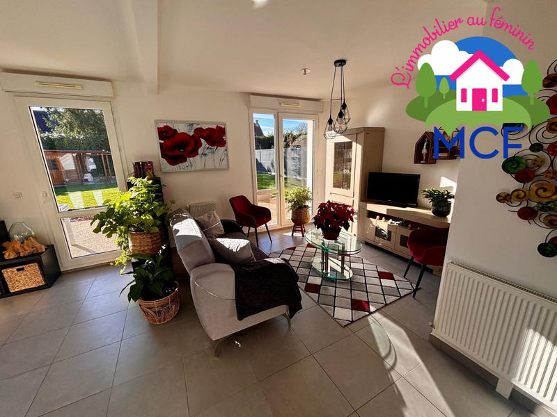 Maison traditionnelle - 88 m² - 4 pièces