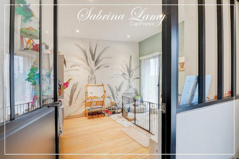 Maison - 166 m² - 7 pièces