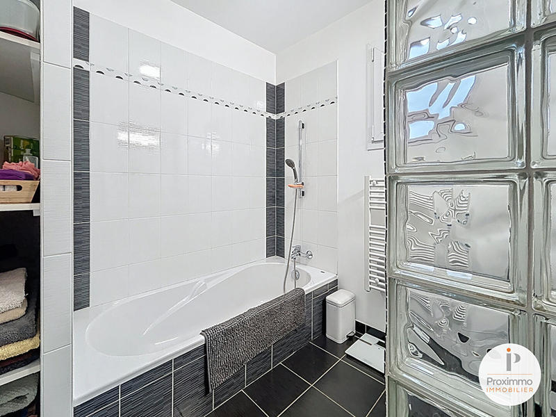 Maison - 113 m² - 4 pièces