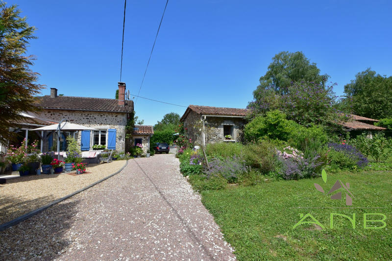 Maison - 157 m² - 8 pièces