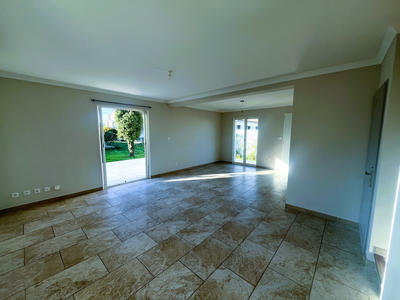 Villa - 92 m² - 5 pièces
