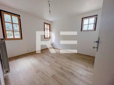 Maison - 145 m² - 5 pièces