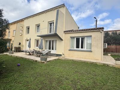 Maison - 98 m² - 4 pièces