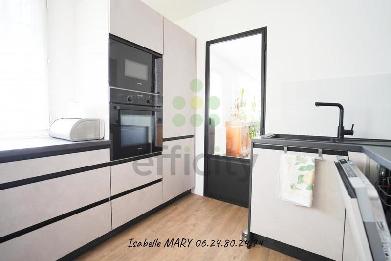 Maison - 179 m² - 5 pièces