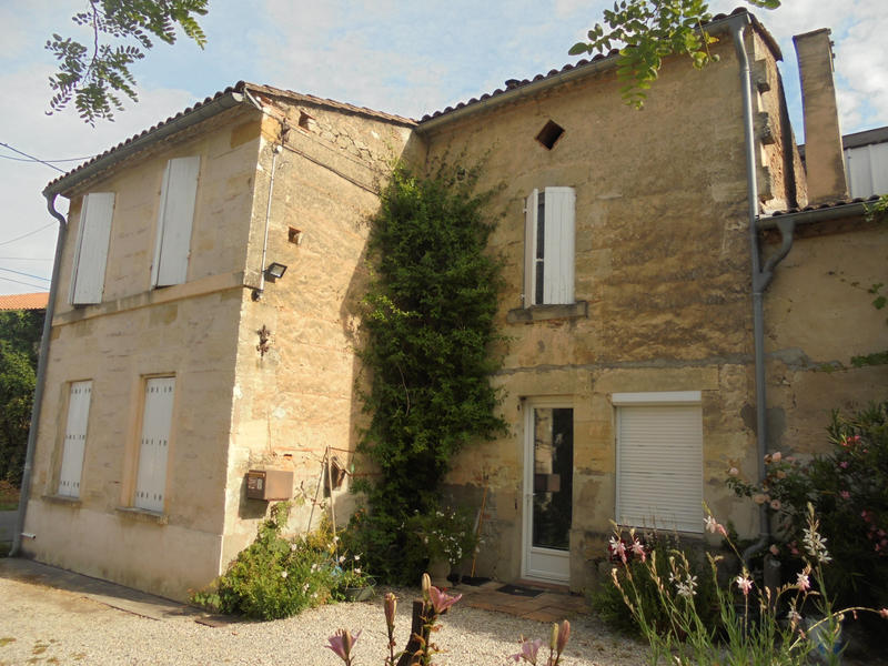 Maison - 161 m² - 6 pièces