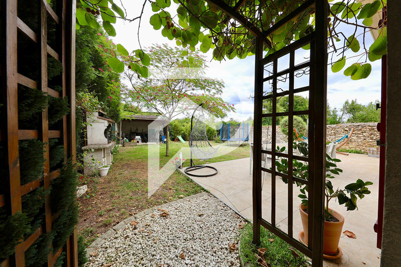 Maison - 140 m² - 7 pièces