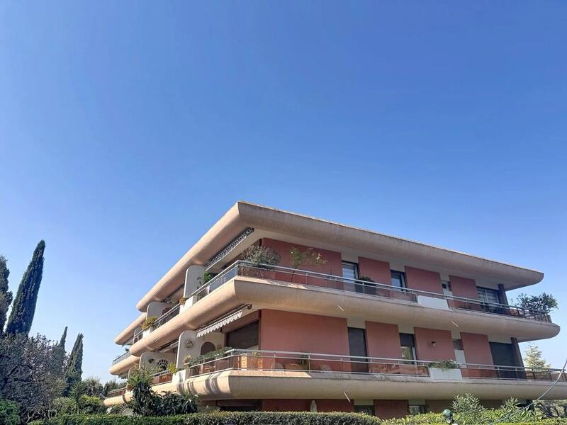 Studio - 26 m² - 1 pièce