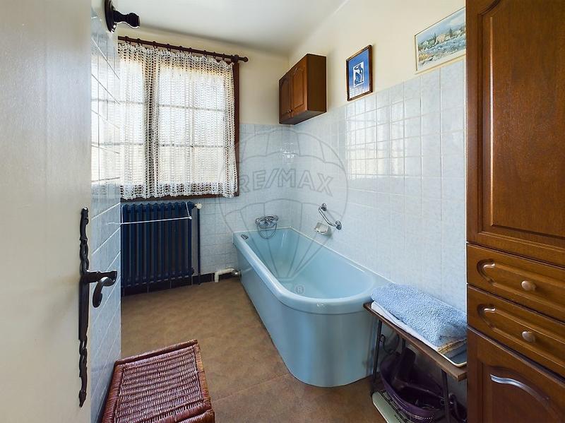 Maison - 90 m² - 6 pièces