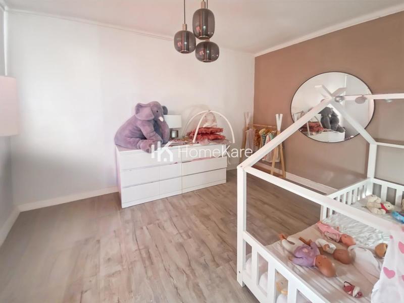 Maison - 95 m² - 6 pièces