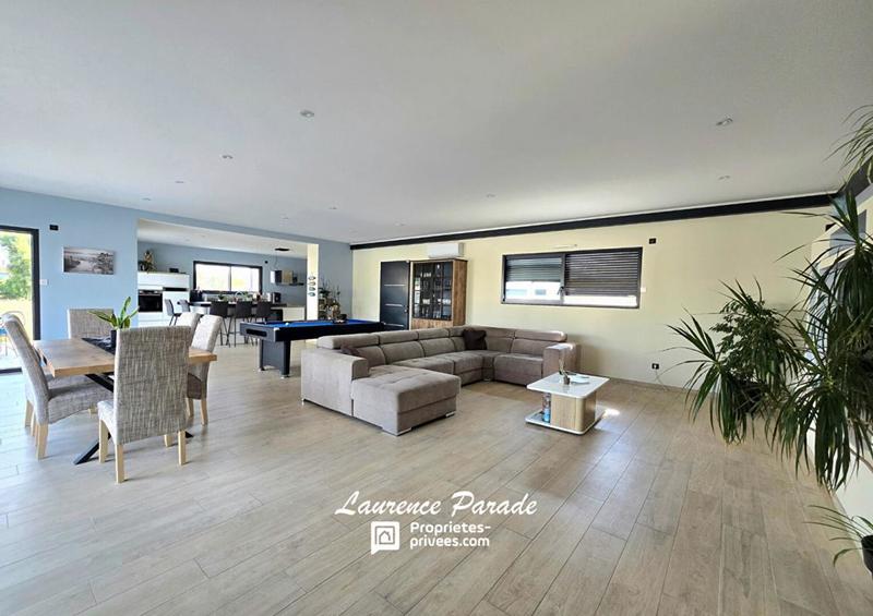 Maison - 194 m² - 6 pièces