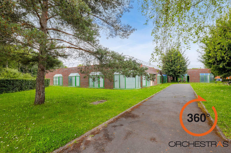 Local d'activités - 300 m²