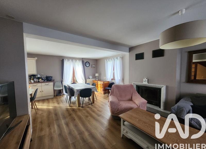 Maison - 93 m² - 5 pièces