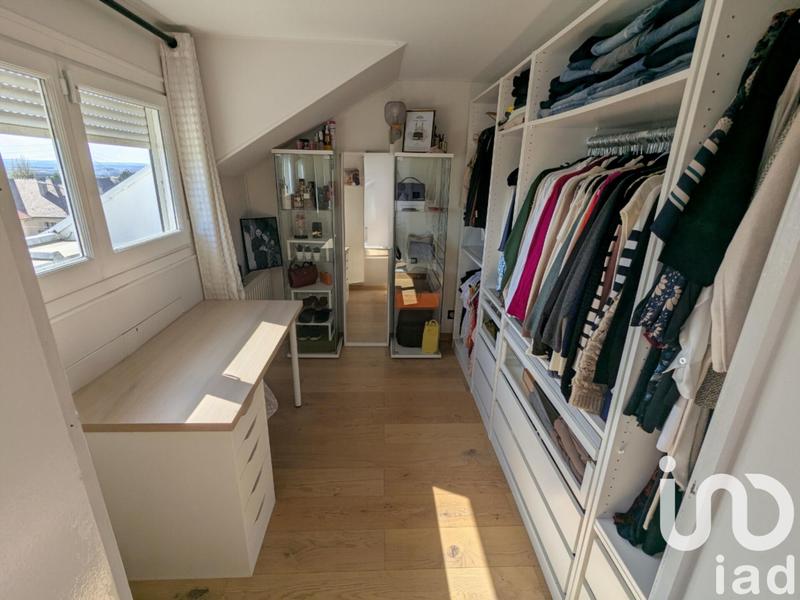 Maison - 180 m² - 6 pièces