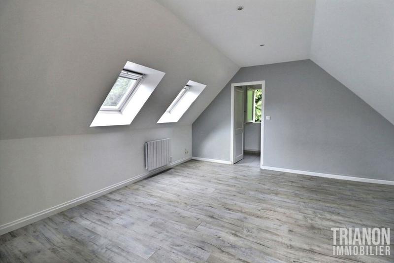 Maison - 210 m² - 7 pièces