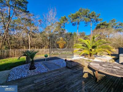 Maison - 137 m² - 6 pièces