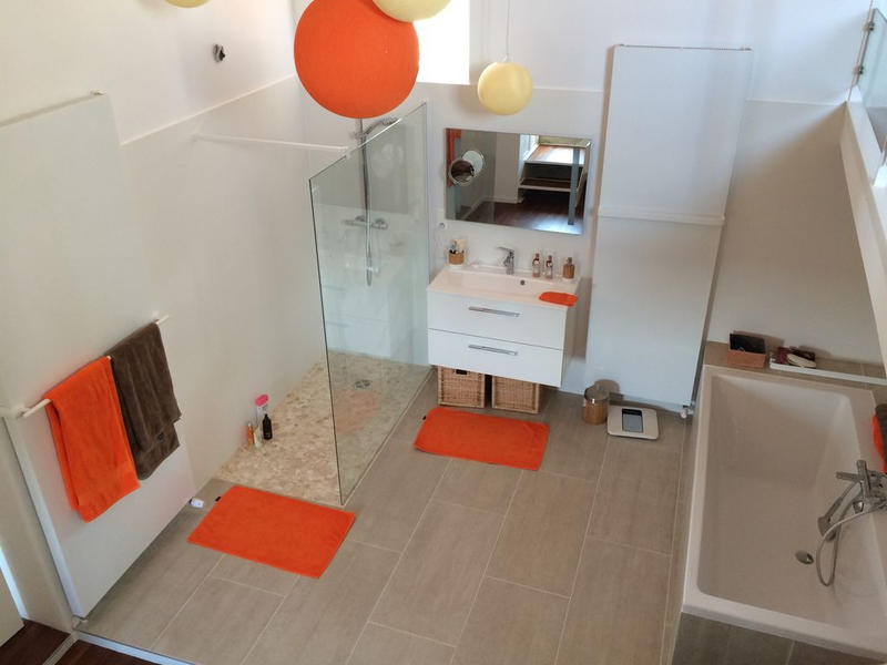 Demeure - 230 m² - 6 pièces