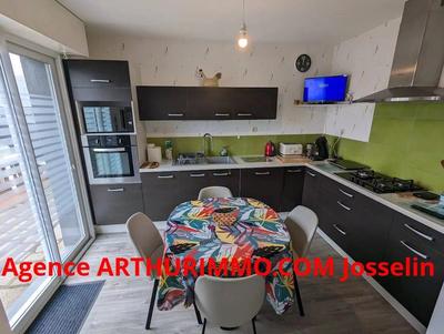 Maison - 140 m² - 7 pièces