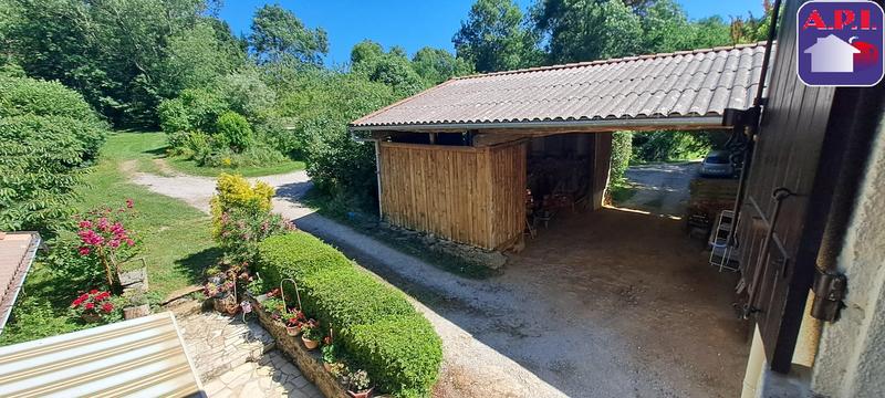 Propriété - 282 m² - 12 pièces