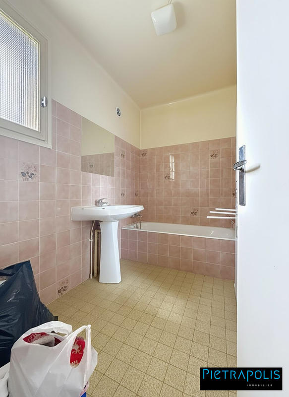 Maison ancienne - 90 m² - 4 pièces