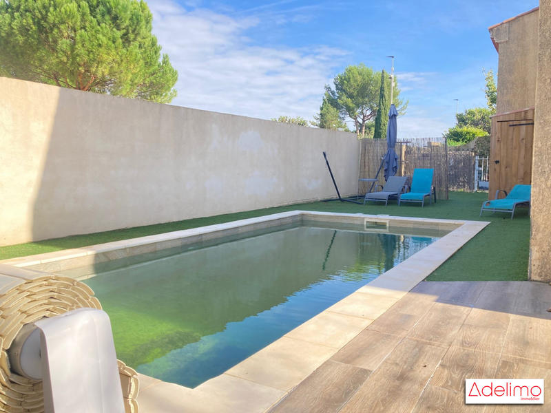 Villa - 231 m² - 9 pièces