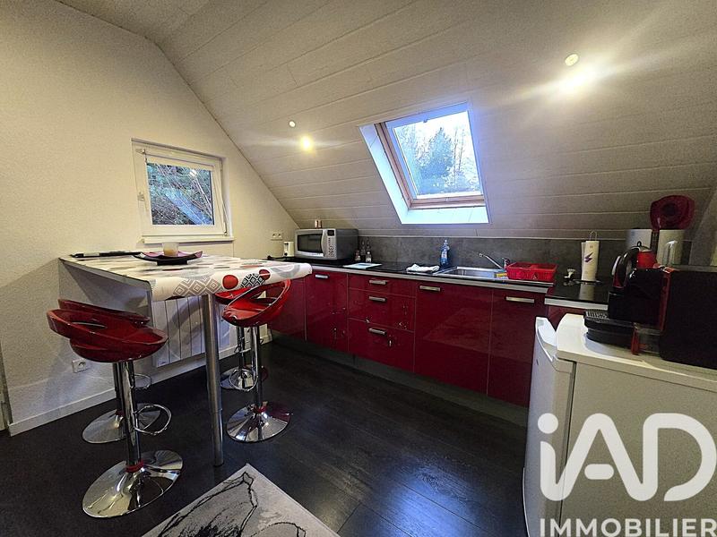 Maison - 210 m² - 7 pièces