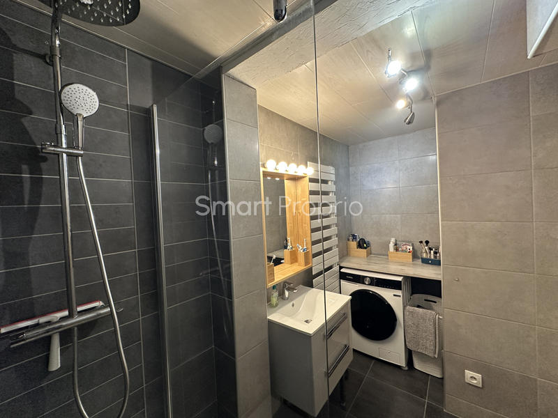 Appartement - 75 m² - 3 pièces