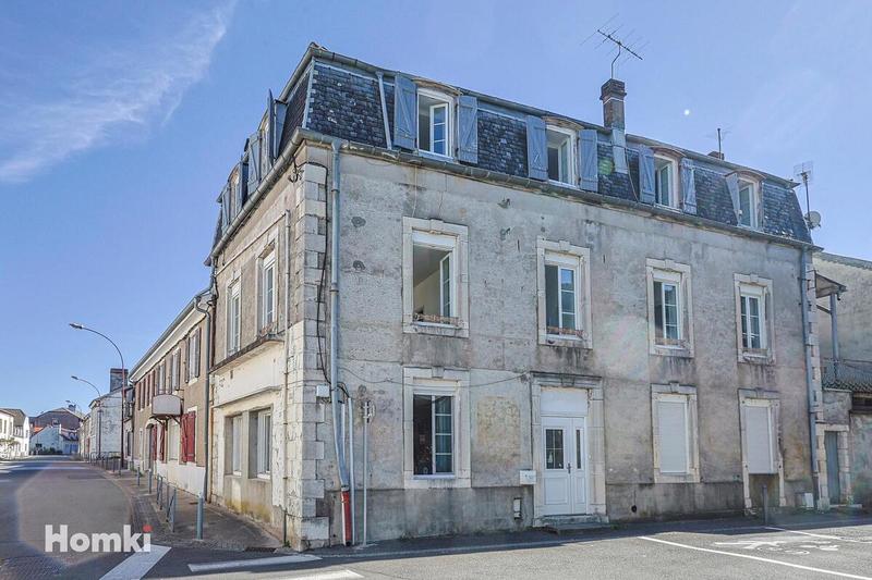 Immeuble - 122 m² - 9 pièces