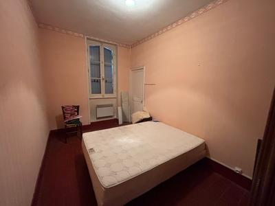 Maison - 92 m² - 5 pièces