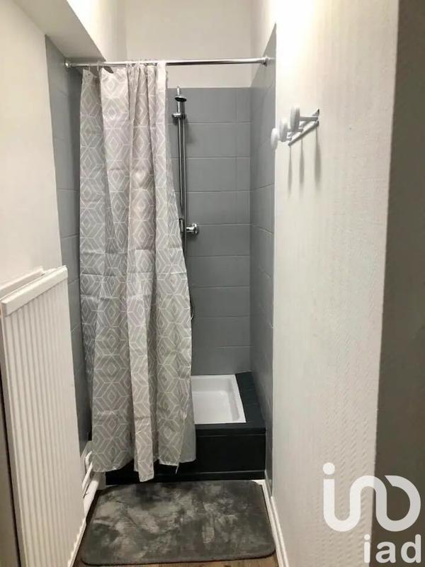 Studio - 25 m² - 1 pièce